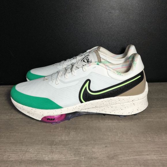 Nike White and Green Athletic Shoes - Picture 3 of 8